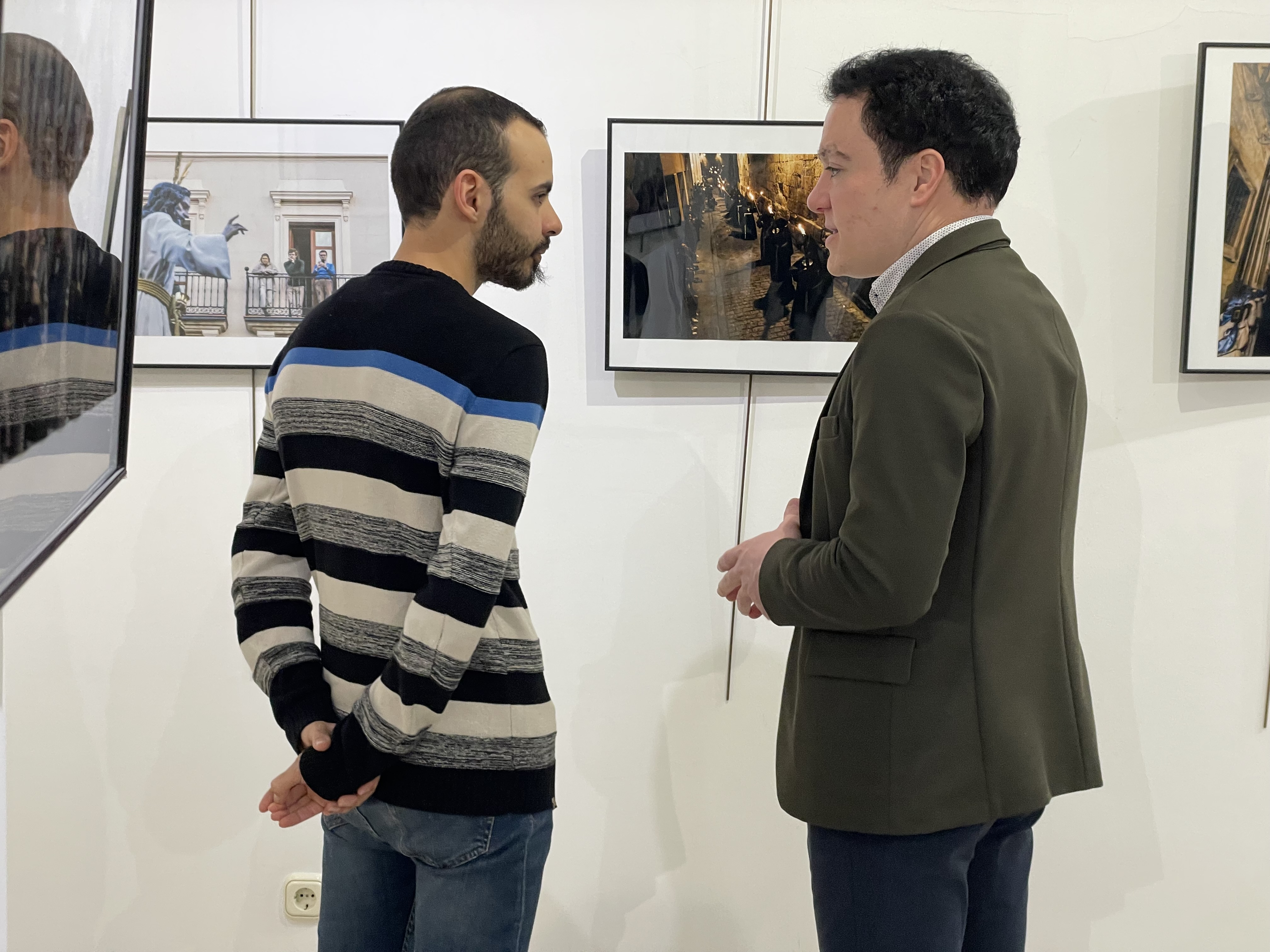 Muestra de fotografia  Momentos de la Semana de Pasion