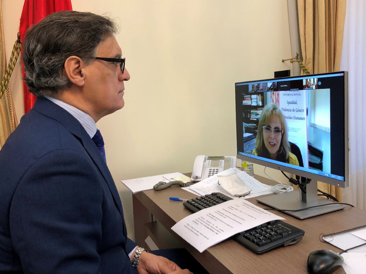 Carlos Garcia Carbayo durante su participacion en el congreso