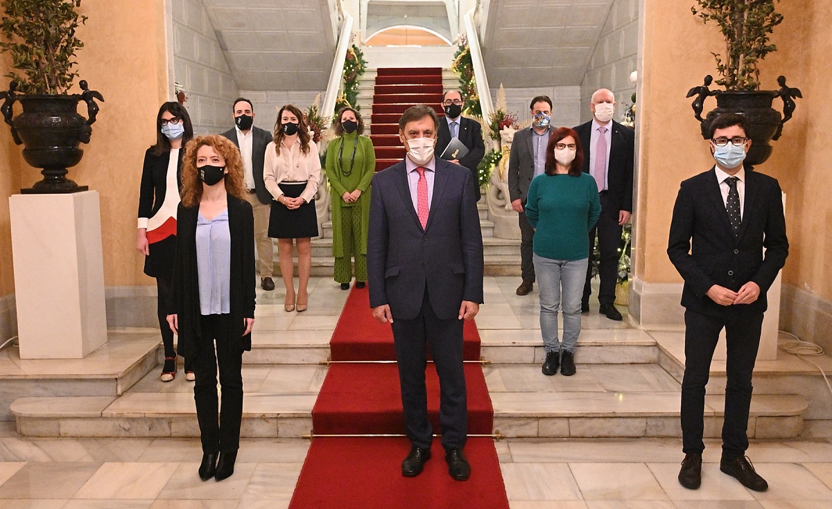 Imagen anterior a la firma del segundo pacto politico