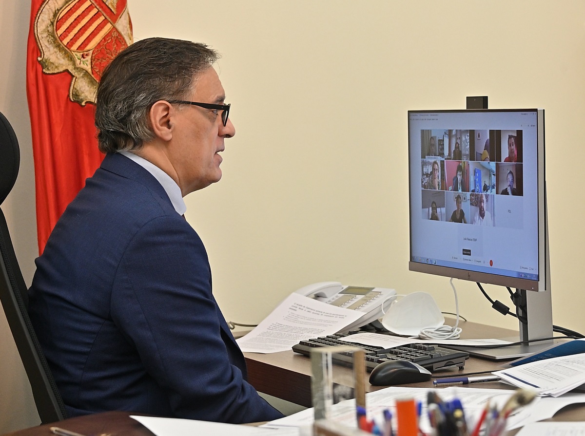 Carlos Garcia Carbayo durante su participacion en la comision de la FEMP