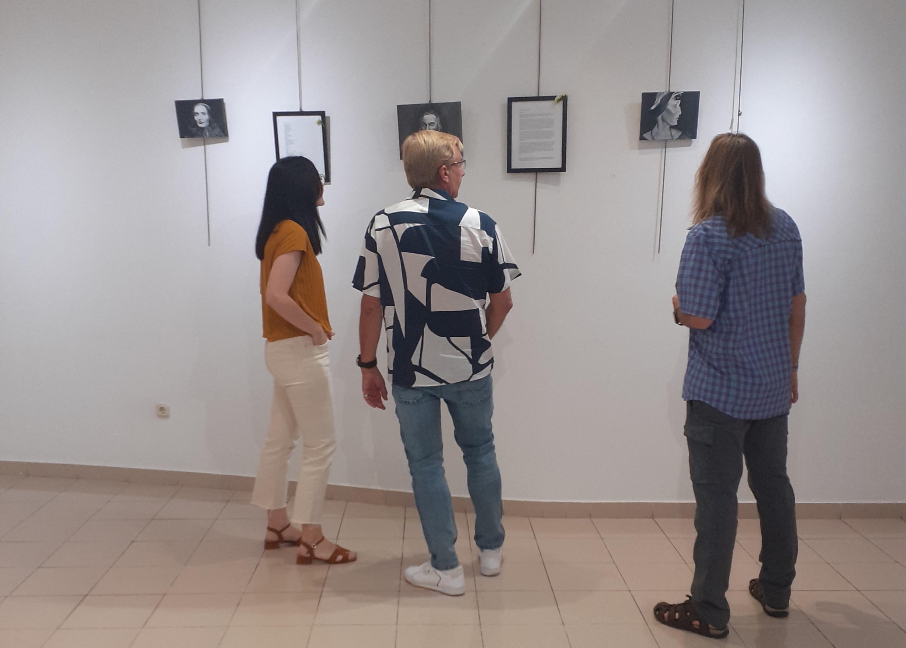 Inauguracion de la muestra  Dialectica del Afecto  en la sala de exposiciones del Espacio Joven